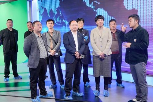 图片4 图片4