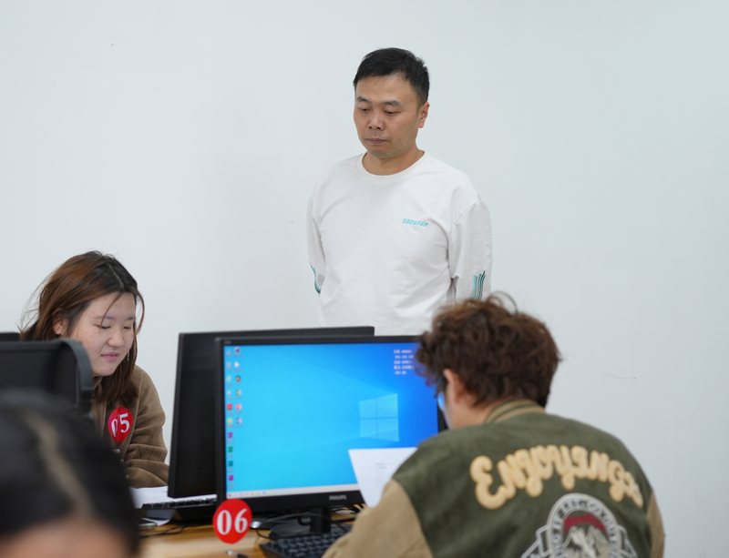 图片7 图片7