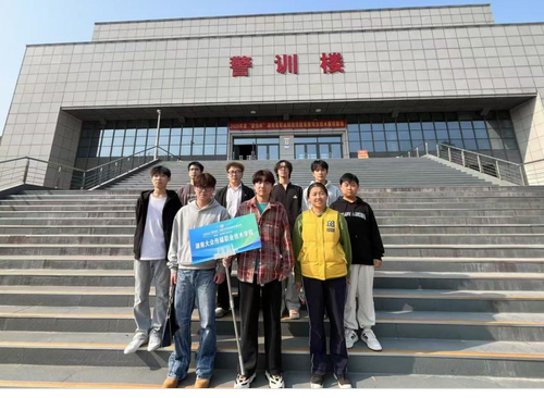 图片11 图片11